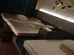 -新偶像健康汇•水疗SPA•豪华自助餐(世界城店)