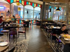 大堂-钱小奴海鲜自助黑金店(杭州滨江龙湖店)