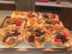 -小苍兰风铃草·礼物蛋糕(沈阳店)