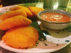 Golden虾饼-浩海火燒雲傣家菜(芮欧百货店)