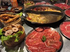 -鹿鸣山草本茶香火锅(园西路店)