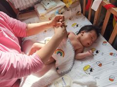 -爱的果实月嫂育婴师(世纪东方店)