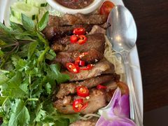 -Chom Cafe and Restaurant