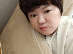 -维也纳酒店(华为广州研发中心罗冲围店)