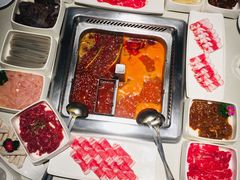 -海底捞火锅鲜切牛肉主题店(长寿路店)