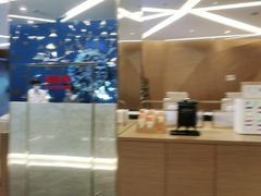 -桔子酒店(深圳东门湖贝地铁站店)
