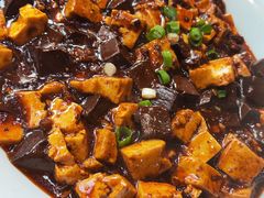 -乔家小院•非遗驴肉•本地小海鲜(滨河路店)