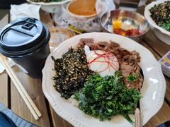 -CowCow其其·牛杂咖啡公司(六运店)