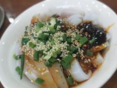 -胡成记口蘑龙眼包子(盐道街店)