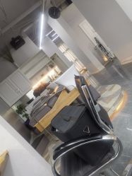 -茶发Salon·烫发染发理发