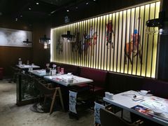 -鸿通城购物中心