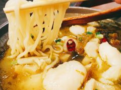 -周鱼小馆石锅酸菜鱼(活力汇店)