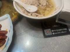 -土砂锅生态山庄·非遗砂锅雅鱼