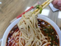 -陇上全荟兰州传统牛肉面(延吉路店)