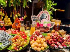 -雍容荟帝王蟹活龙虾展台自助(IFS黑金店)