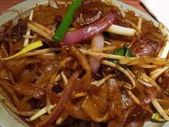干炒牛河-汤潮荟·粤菜小馆(茂业天地店)