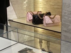 -CHANEL(恒隆广场店)