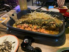 -川渝窈妹纸包鱼·齐齐哈尔烤肉