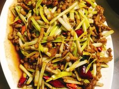 韭黄炒肉丝-功德盛饭店(奎中路店)