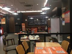 大堂-汉堡王(中央广场店)