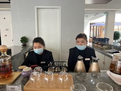 -宁波宝信宝马4S店(江北日湖店)