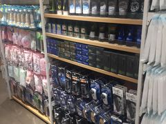 -名创优品(海珠乐峰广场店)