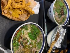 -云阿蛮云南生烫牛肉米线(奉贤路店)