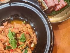 -老滇山寨•云南特色菜•地方菜•民族风情歌舞表演(金碧店)