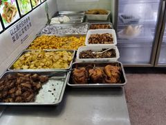 -芦茨金富饭庄·25年老字号·专做稻草鸡