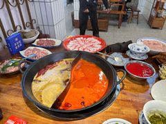 -憨铁匠火锅(红山6979店)