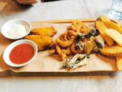 -必胜客(松雷店)