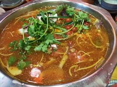 -老凯俚酸汤鱼(鸿通城店)