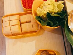 -润园四季椰子鸡火锅(卓越INTOWN店)