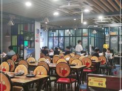 大堂-王红军龙虾(新民路店)