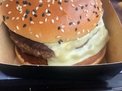 -麦当劳(展览路店)