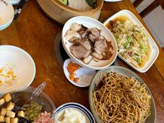 -老鼎万春卤菜(五代传承创始老店)