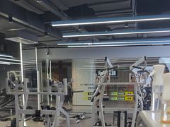 -超鹿运动(五四路恒力城店)