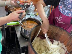 -梁阿婆廿年老牌扣肉糯米饭