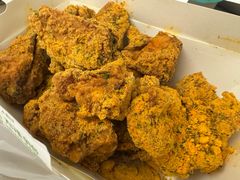 -BHC炸鸡(明洞总店)