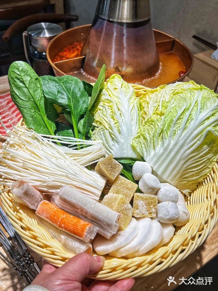 南锣鼓巷的宝子有福了，这家北京涮肉必吃