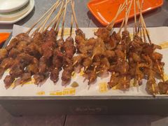 -威记烧嘢·南宁烧烤·超级生牛(绿地店)