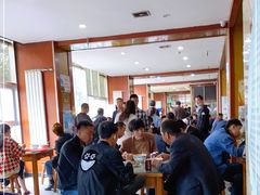大堂-吾穆勒蓬灰牛肉面·清真(北滨河中路店)