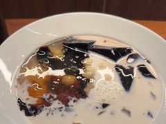 -RUXU入续糖水铺与包(卓悦中心店)