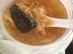 招牌花胶海参煲仔翅-添發碗仔翅美食