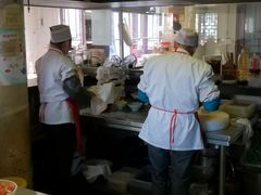 -汉阴白火石汆汤