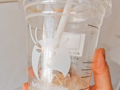 -瑞幸咖啡(大连罗斯福广场一层店)