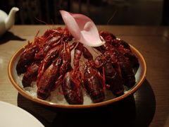 冰镇小龙虾-品味杭州·粤式融合·海鲜小馆·钱江新城CBD