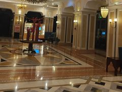 -平湖九龙山庄园圣马可酒店