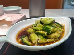 -黄记煌三汁焖锅(新佳丽江汉路店)