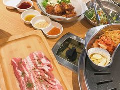 -江南猪肉商会无限续吃(弘大店)